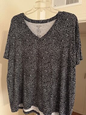 Woman’s stretch top